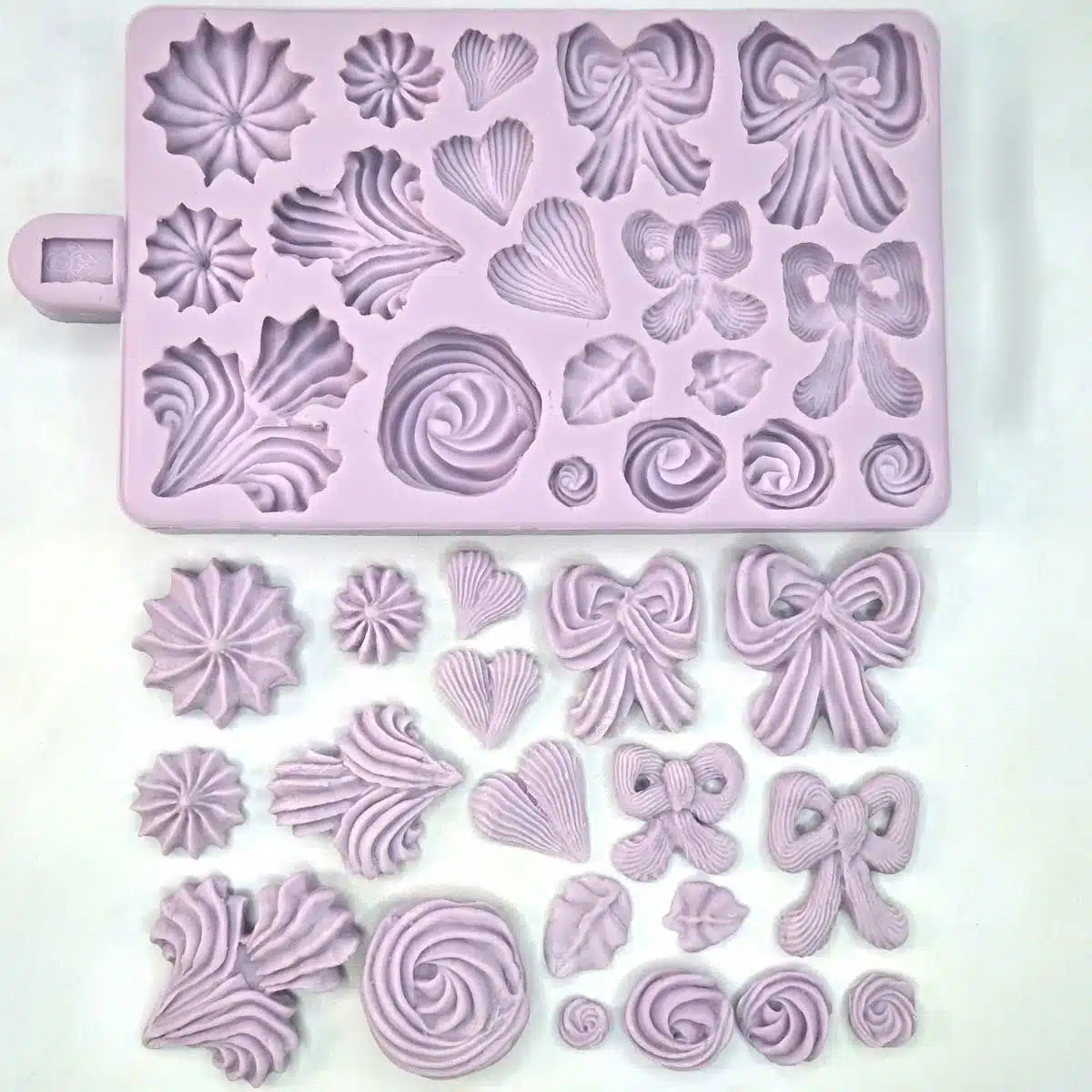 Karen davies siliconen mal - lambeth accessories bij cake, bake & love 5 Karen davies siliconen mal - lambeth accessories