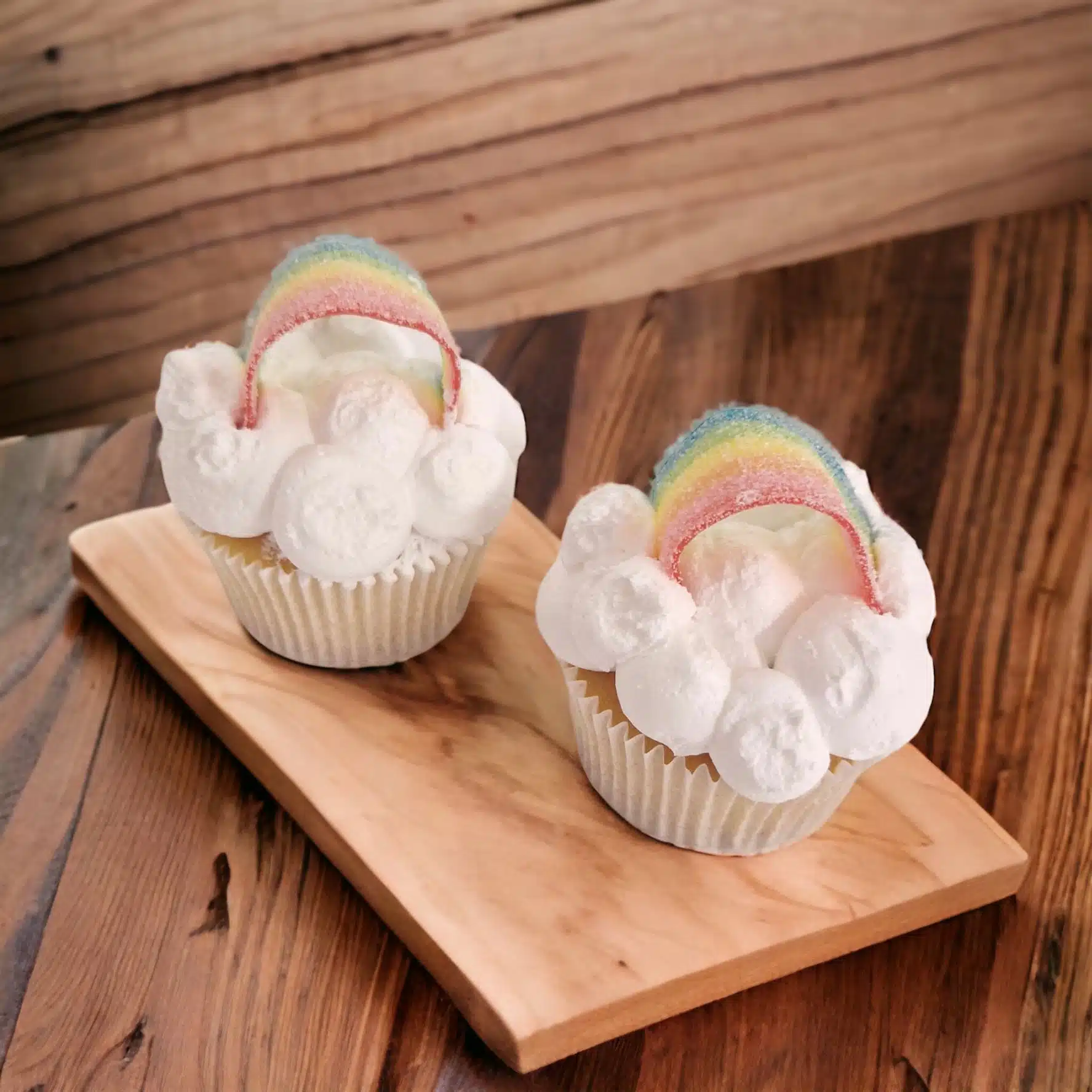 Cloud & rainbow cupcakes pakket bij cake, bake & love 6 Cloud & rainbow cupcakes pakket - afbeelding 2