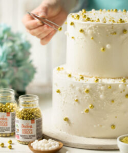 Decora metallic gouden suikerparels 7 mm - 100 gram bij cake, bake & love 11