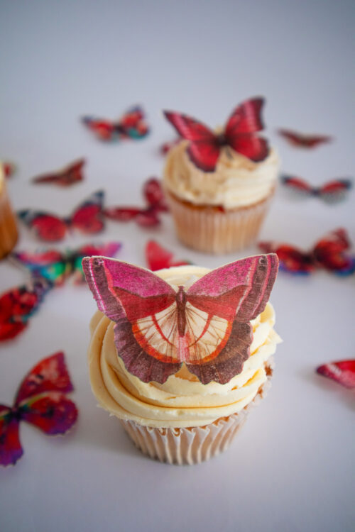 Crystal candy edible butterflies - red haze bij cake, bake & love 9