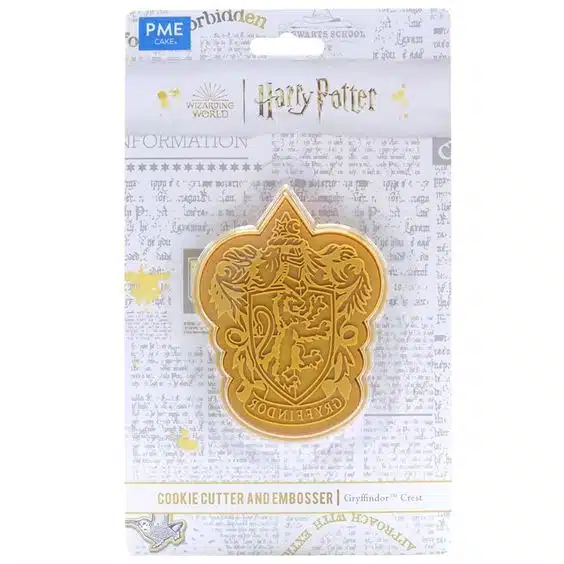 Pme cookie cutter & embosser - gryffindor house bij cake, bake & love 5 Pme cookie cutter & embosser - gryffindor house