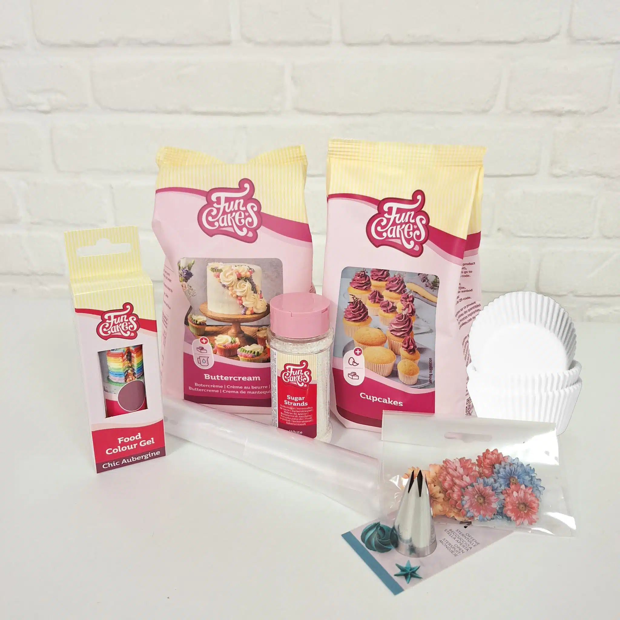 Moederdag bloemen cupcakes pakket bij cake, bake & love 5 Moederdag bloemen cupcakes pakket