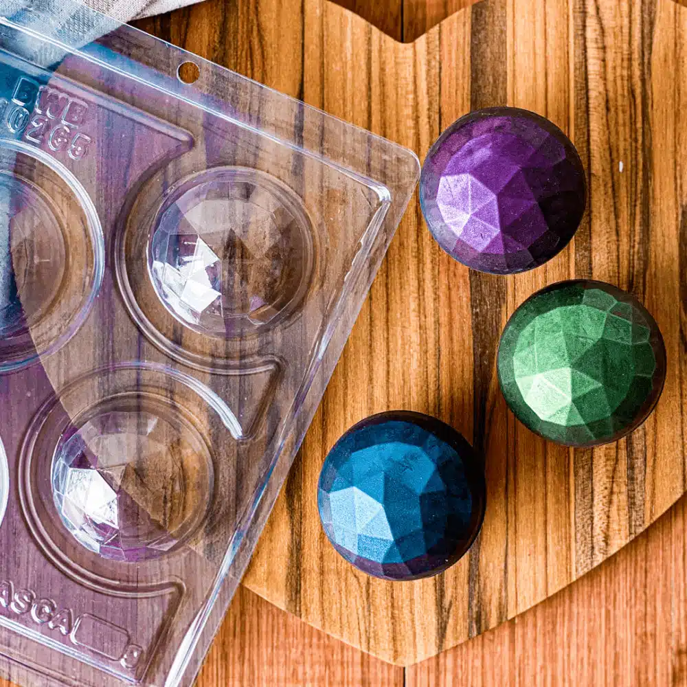 Chocolade mal geometrische ballen bij cake, bake & love 5 Chocolade mal geometrische ballen