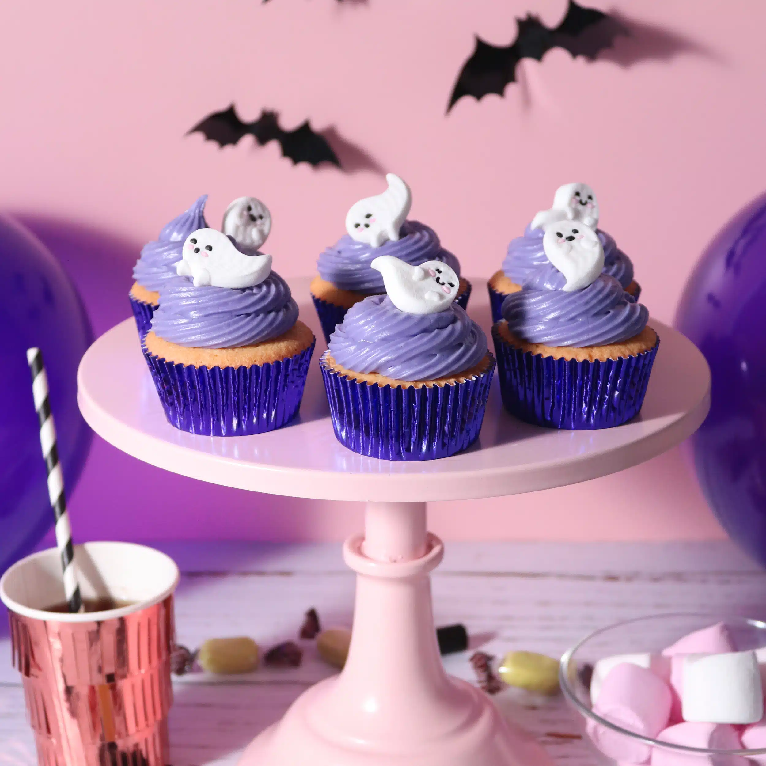 Pme edible cupcake decorations - friendly ghosts bij cake, bake & love 8 Pme edible cupcake decorations - friendly ghosts - afbeelding 4