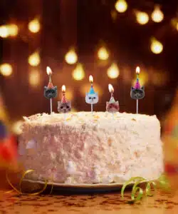 Decocino by amira - candles party cats pk/5 bij cake, bake & love 10