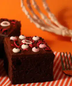 Pme 5-in-1 halloween strooimix - bloederige ogen (105g) bij cake, bake & love 11 Pme 5-in-1 halloween strooimix - bloederige ogen (105g) bij cake, bake & love 10