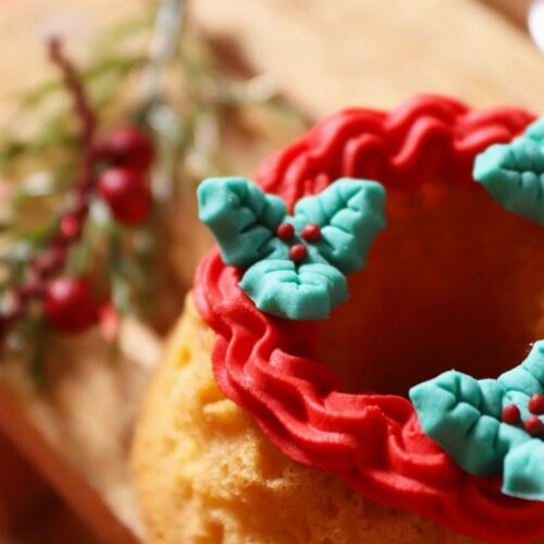 Pme kerst eetbare suikerdecoraties - vrolijke hulst (24 stuks) bij cake, bake & love 7