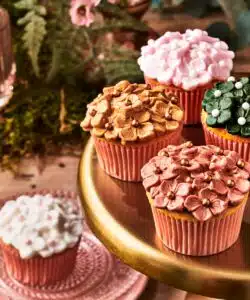 Funcakes rolfondant shimmering rose 250g bij cake, bake & love 15 Funcakes rolfondant shimmering rose 250g bij cake, bake & love 14