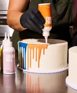 Colour mill choco drip 125g - orange bij cake, bake & love 11 Colour mill choco drip 125g - orange bij cake, bake & love 10