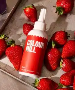 Colour mill choco drip 125g - red bij cake, bake & love 11 Colour mill choco drip 125g - red bij cake, bake & love 10