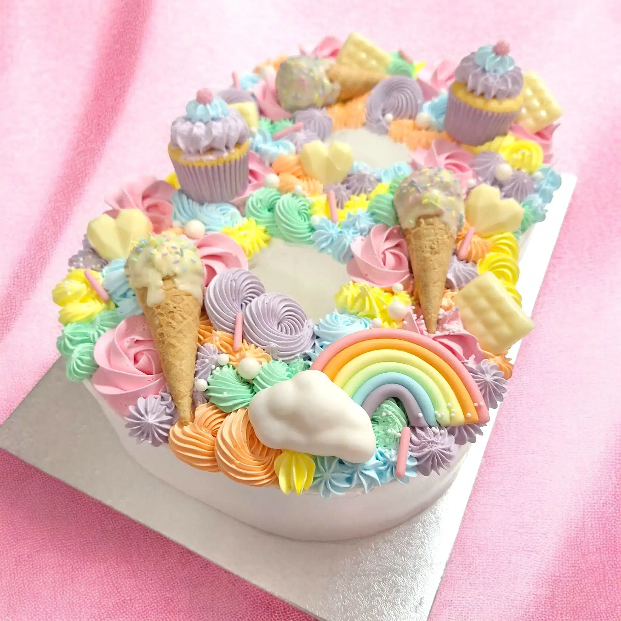 Workshop cijfer taart - dinsdag 11 november - 19:00 bij cake, bake & love 6 Workshop cijfer taart - dinsdag 11 november - 19:00 - afbeelding 2