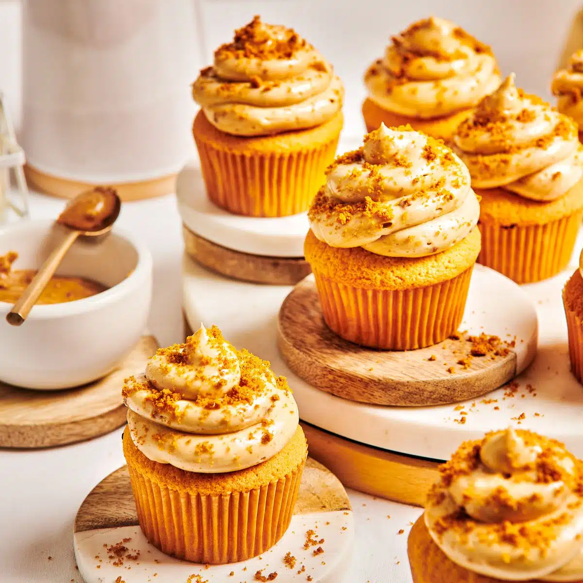Funcakes spread - crunchy speculooskoekjes 250g  bij cake, bake & love 8 Funcakes spread - crunchy speculooskoekjes 250g  - afbeelding 4