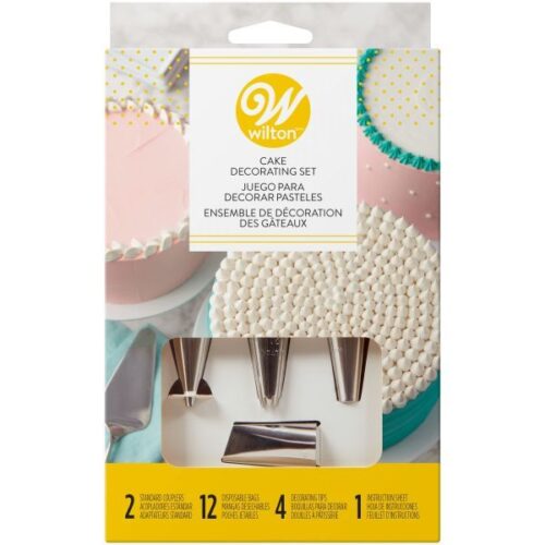 Wilton cake decorating set/18