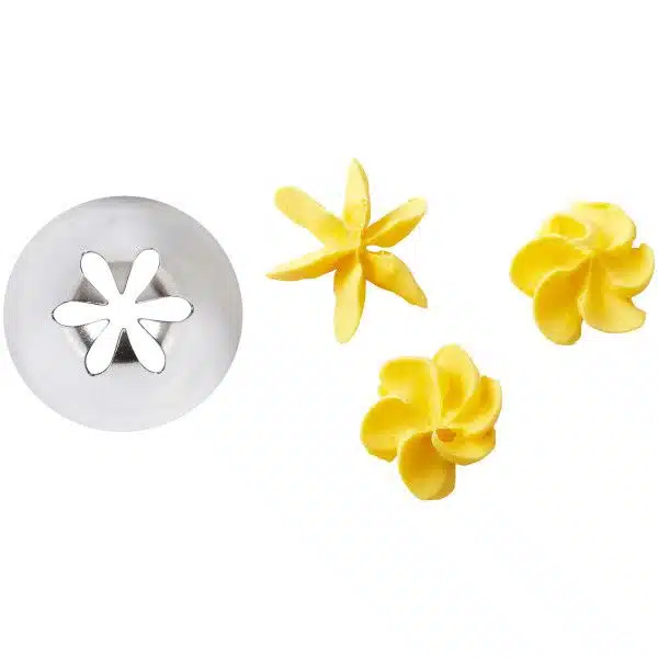Wilton decorating tip 2d drop flower set/3 bij cake, bake & love 7 Wilton decorating tip 2d drop flower set/3 - afbeelding 3