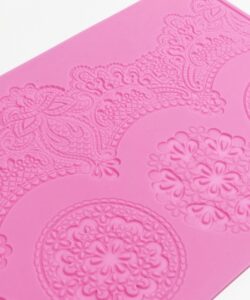 Cake lace mat - regal design strip bij cake, bake & love 13