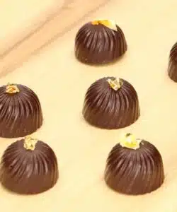 Funcakes chocolate mould twist swirl bij cake, bake & love 11 Funcakes chocolate mould twist swirl bij cake, bake & love 10