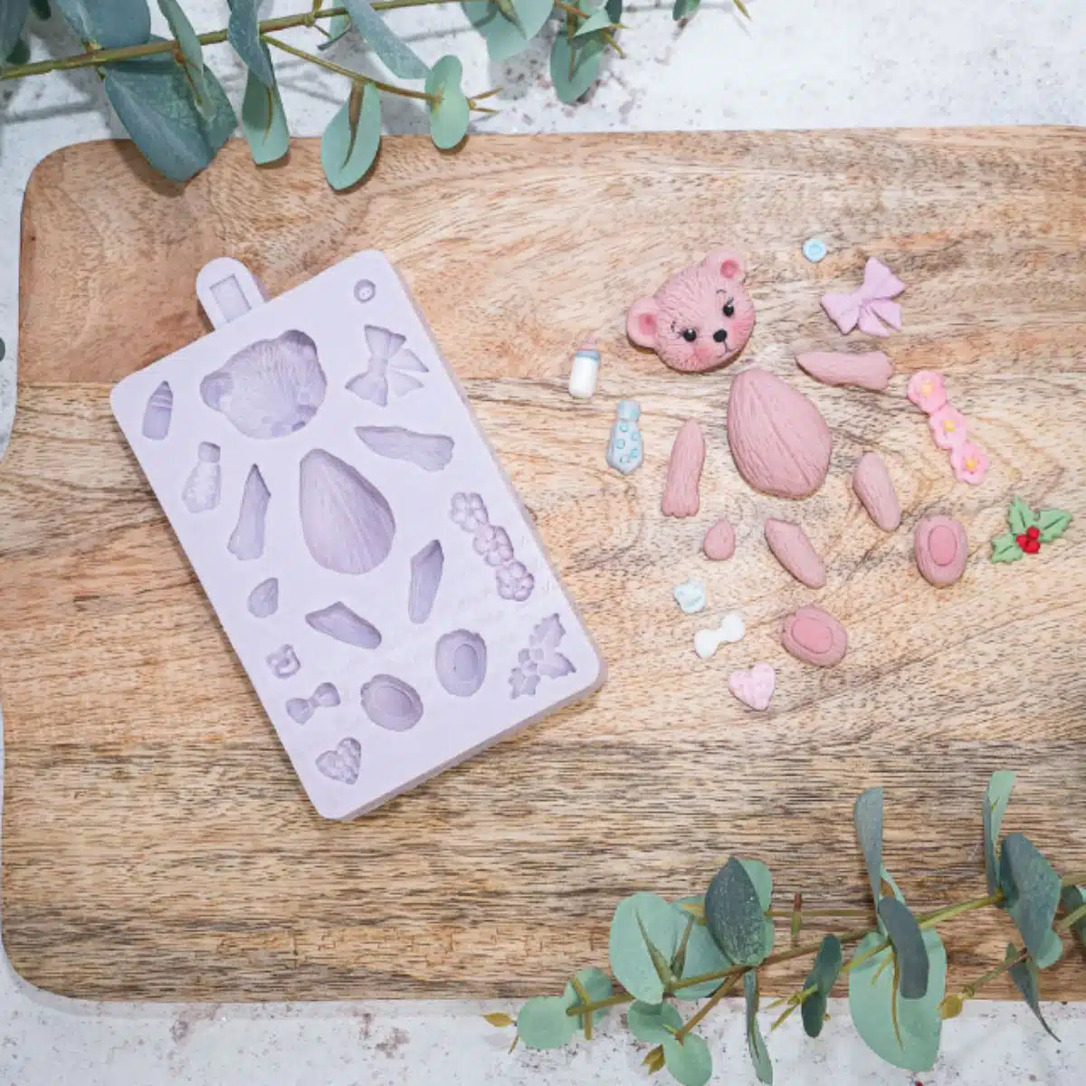 Karen davies silicone mould - build a teddy  bij cake, bake & love 6 Karen davies silicone mould - build a teddy  - afbeelding 2