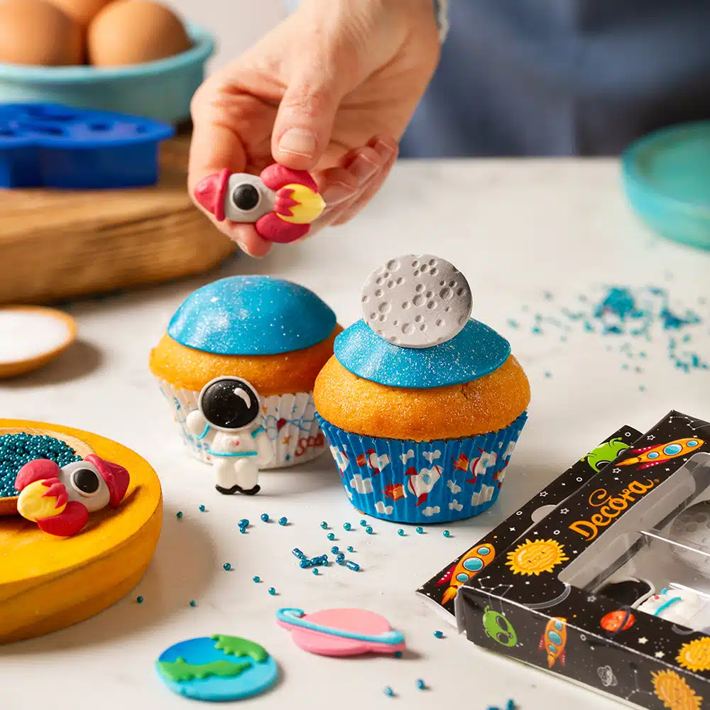 Decora suikerdecoraties space pk/6 bij cake, bake & love 7 Decora suikerdecoraties space pk/6 - afbeelding 3