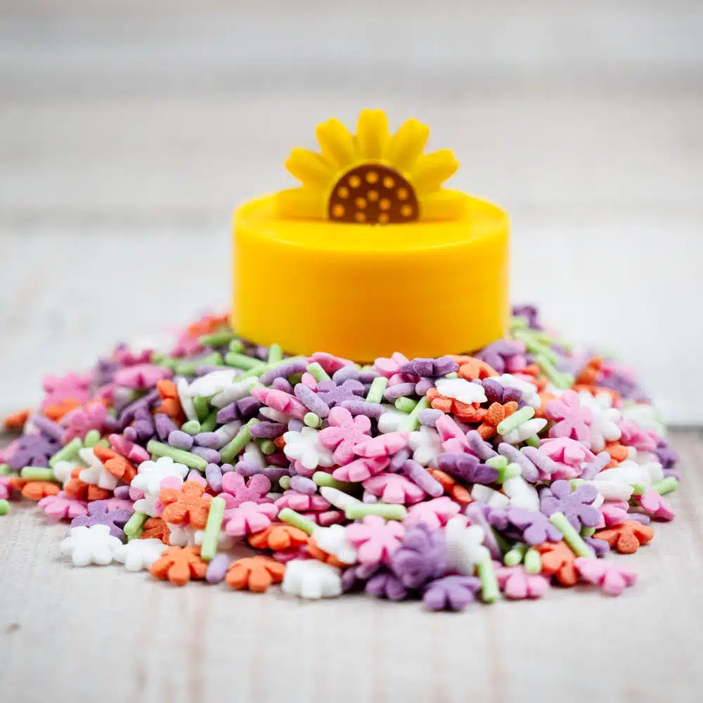 Decocino flower sprinkles 72 gram bij cake, bake & love 6 Decocino flower sprinkles 72 gram - afbeelding 2