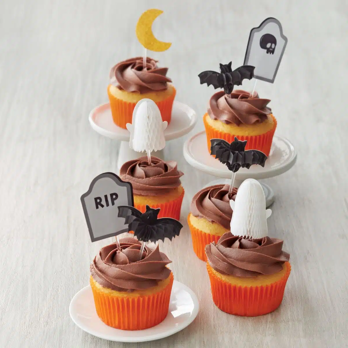 Wilton taart toppers halloween pk/8 bij cake, bake & love 6 Wilton taart toppers halloween pk/8 - afbeelding 2