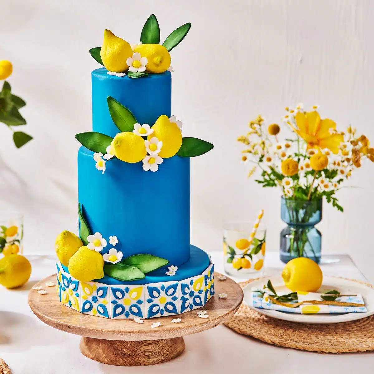 Funcakes rolfondant bella blue 250 g bij cake, bake & love 6 Funcakes rolfondant bella blue 250 g - afbeelding 2