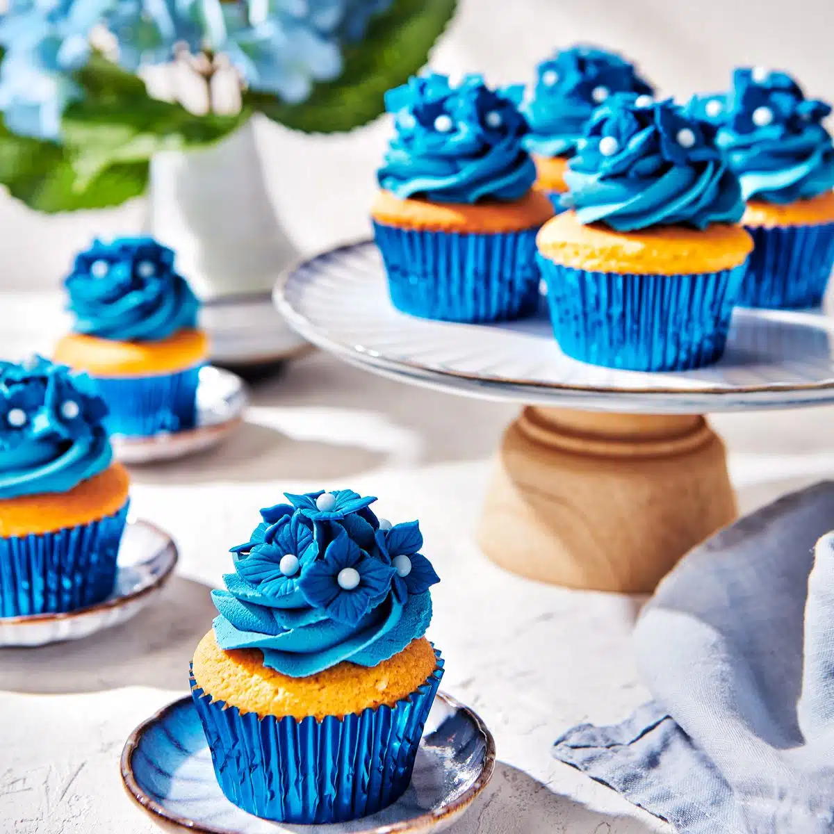 Funcakes rolfondant bella blue 250 g bij cake, bake & love 8 Funcakes rolfondant bella blue 250 g - afbeelding 4