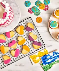 Funcakes deco melts -snow white- 250g bij cake, bake & love 14 Funcakes deco melts -snow white- 250g bij cake, bake & love 13