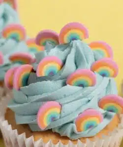 Pme sprinkle charms mini regenbogen 25 gram bij cake, bake & love 7
