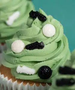 Pme sprinkle charms voetbal mania 25 gram bij cake, bake & love 7