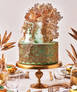 Funcakes cake lace ready to use parel goud 200 g bij cake, bake & love 12 Funcakes cake lace ready to use parel goud 200 g bij cake, bake & love 11