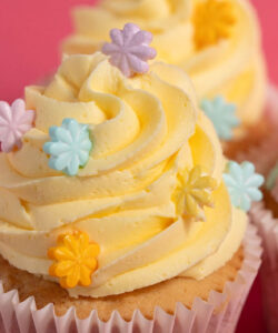 Pme sprinkle charms pastel bloemen 25 gram bij cake, bake & love 8 Pme sprinkle charms pastel bloemen 25 gram bij cake, bake & love 7