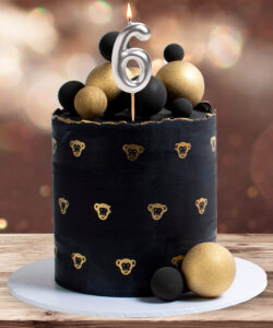 Dekora silver comic birthday candle - 6 bij cake, bake & love 10