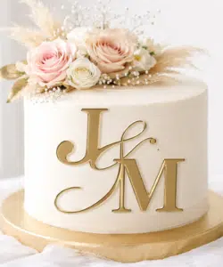 Gepersonaliseerde taarttopper initialen (zonder prikker) bij cake, bake & love 8