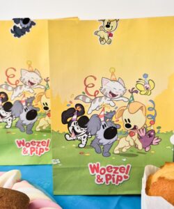 Uitdeelzakjes woezel & pip met stickers pk/8 bij cake, bake & love 14 Uitdeelzakjes woezel & pip met stickers pk/8 bij cake, bake & love 13