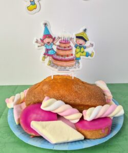 Kaarsje fien & teun 15cm bij cake, bake & love 8 Kaarsje fien & teun 15cm bij cake, bake & love 7