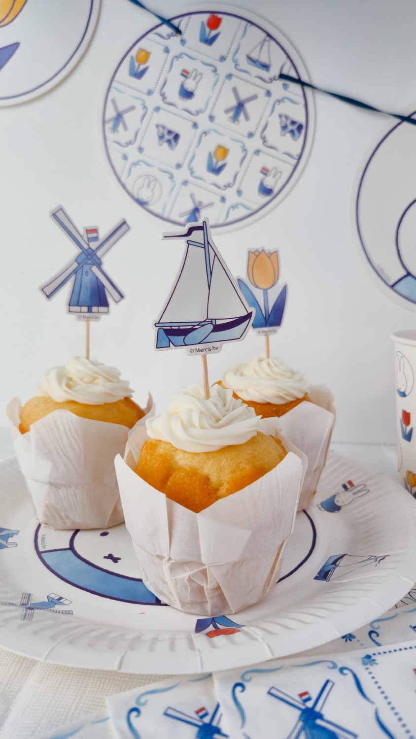 Cupcake prikkers nijntje delfts blauw pk/12 bij cake, bake & love 6 Cupcake prikkers nijntje delfts blauw pk/12 - afbeelding 2