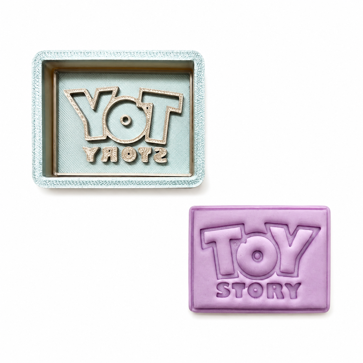 Sprinkley cookie cutters - toy story logo uitsteker met impressie bij cake, bake & love 5 Sprinkley cookie cutters - toy story logo uitsteker met impressie - afbeelding 3