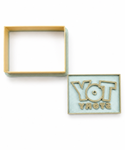 Sprinkley cookie cutters - toy story logo uitsteker met impressie bij cake, bake & love 7 Sprinkley cookie cutters - toy story logo uitsteker met impressie bij cake, bake & love 6