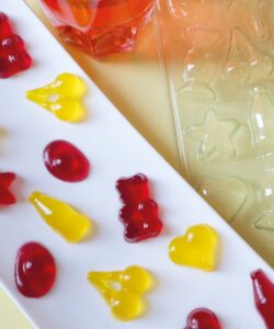 Scrapcooking candy & chocolate mould - colaflesjes & kersjes en meer bij cake, bake & love 10 Scrapcooking candy & chocolate mould - colaflesjes & kersjes en meer - afbeelding 2