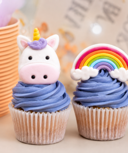 Pme magic unicorn marshmallow traktaties pk/12 bij cake, bake & love 8 Pme magic unicorn marshmallow traktaties pk/12 - afbeelding 2