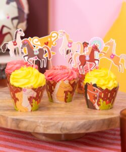 Paarden taart & cupcake toppers – 9 stuks bij cake, bake & love 9 Paarden taart & cupcake toppers – 9 stuks - afbeelding 2
