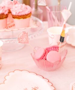 Bride to be taart & cupcake toppers – 6 stuks bij cake, bake & love 12 Bride to be taart & cupcake toppers – 6 stuks - afbeelding 4