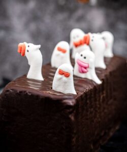 Decocino cake decor ghosts pk/7 bij cake, bake & love 7 Decocino cake decor ghosts pk/7 - afbeelding 2