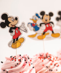 Dekora disney mickey mouse & friends cupcake prikkers set/16 bij cake, bake & love 12 Dekora disney mickey mouse & friends cupcake prikkers set/16 - afbeelding 4